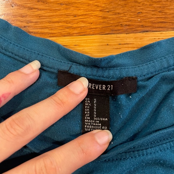 Forever 21 Crop Top - Picture 3 of 5